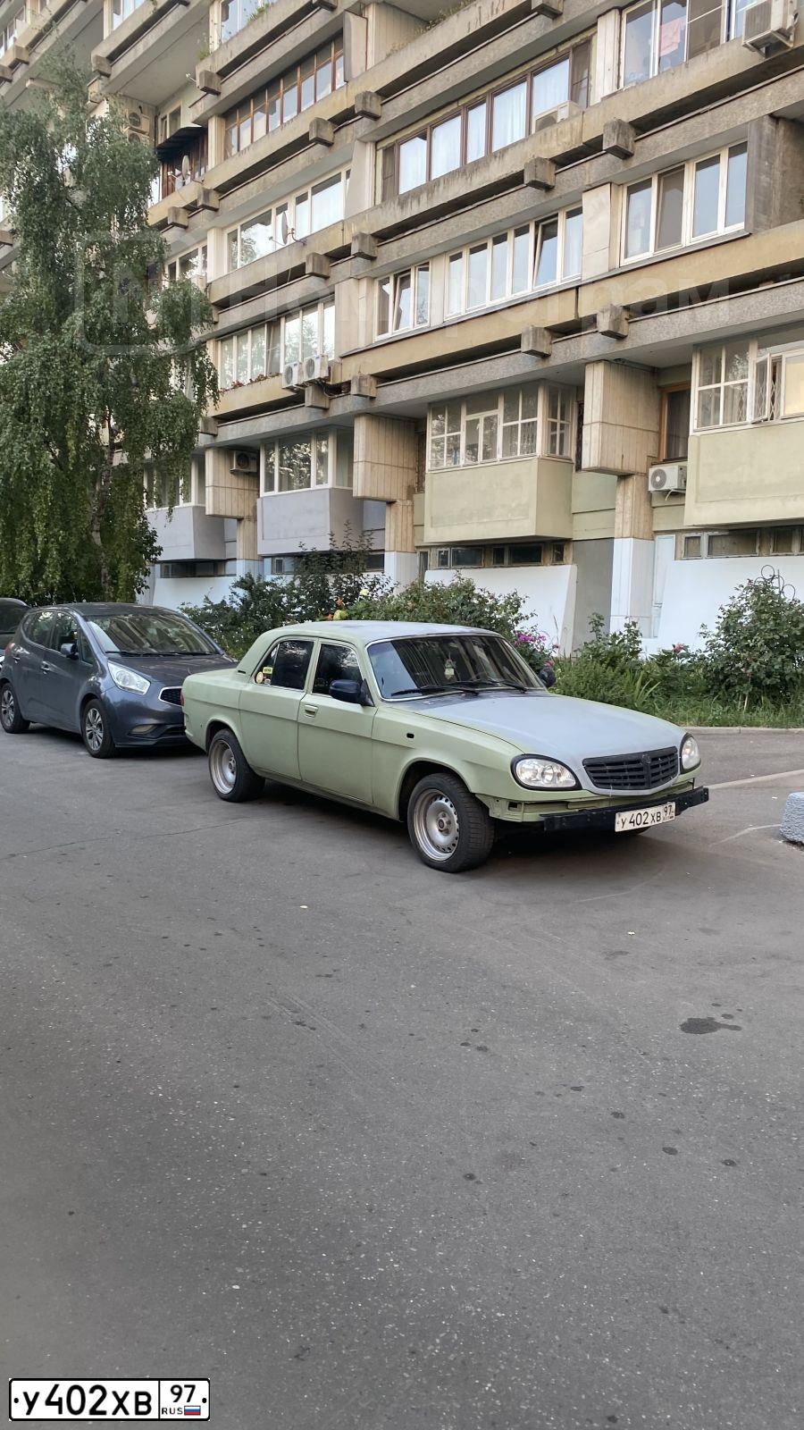 Фото автомобиля GAZ 3110 WOLGA, 2005 — госномер У402ХВ97. Цвет: НАУТИЛУС