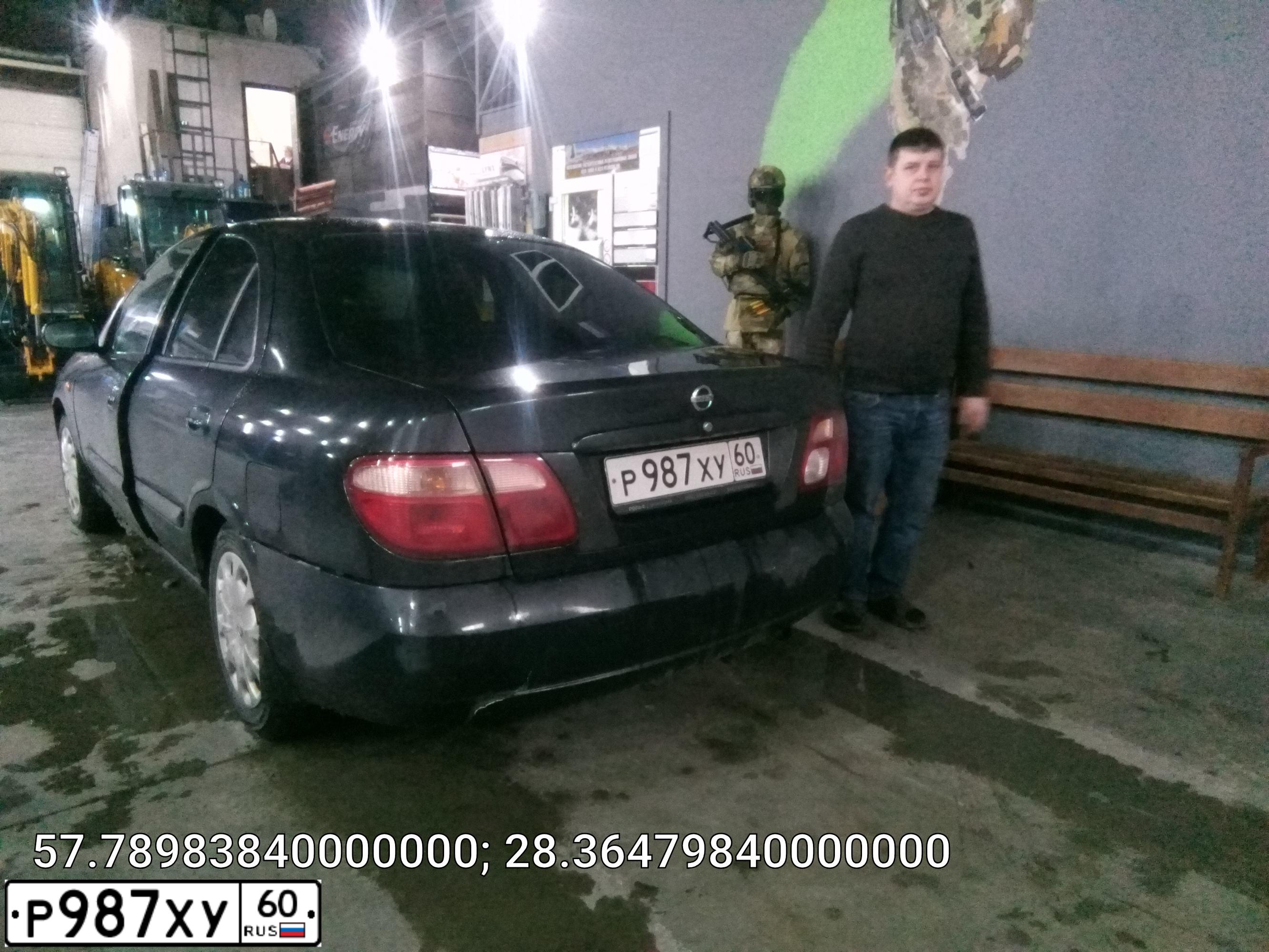 Фото автомобиля NISSAN ALMERA, 2006 — госномер Р987ХУ60. Цвет: ЧЕРНЫЙ