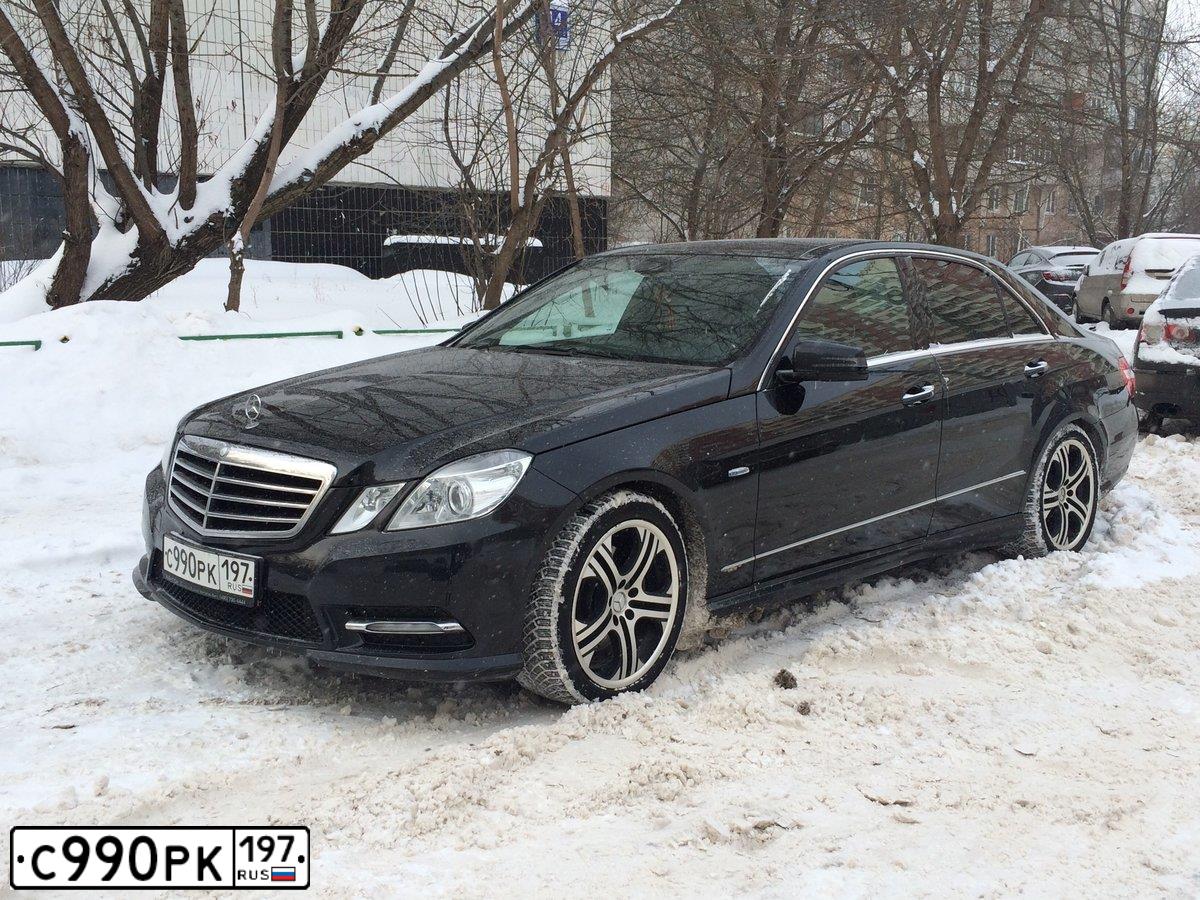Фото автомобиля MERCEDES E-KLASSE, 2011 — госномер С990РК197. Цвет: ЧЕРНЫЙ