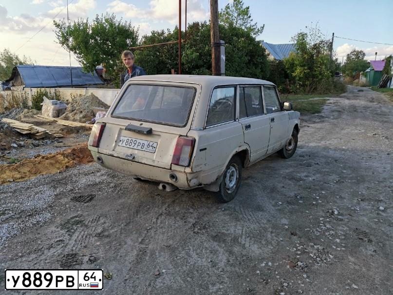 Фото автомобиля LADA 2104, 1988 — госномер У889РВ64. Цвет: СВЕТЛО БЕЖЕВЫЙ
