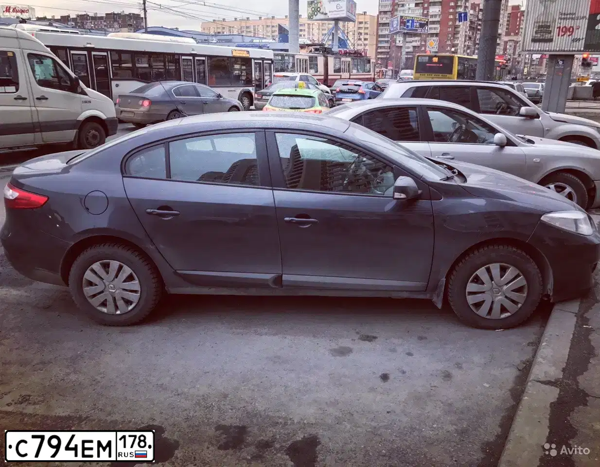 Фото автомобиля RENAULT FLUENCE, 2012 — госномер С794ЕМ178. Цвет: ТЕМНО-СЕРЫЙ