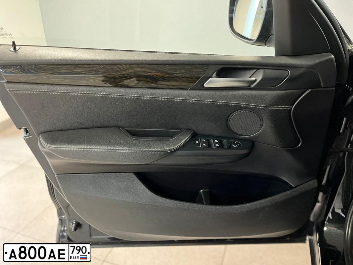Фото автомобиля BMW X3, 2013 — госномер Е522ХР799. Цвет: ЧЕРНЫЙ