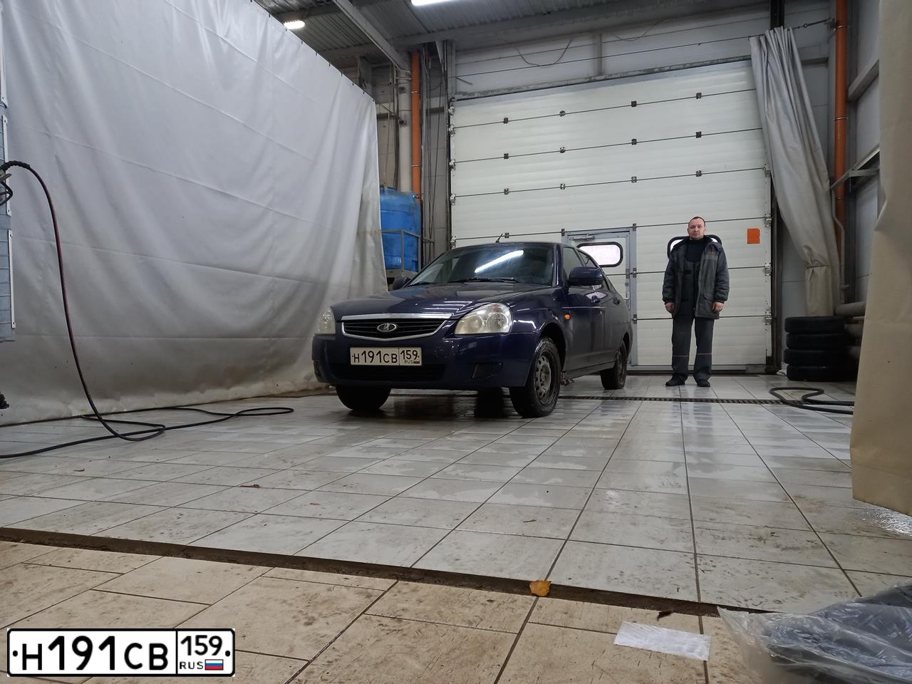 Фото автомобиля LADA PRIORA, 2012 — госномер С114ТТ18. Цвет: синий