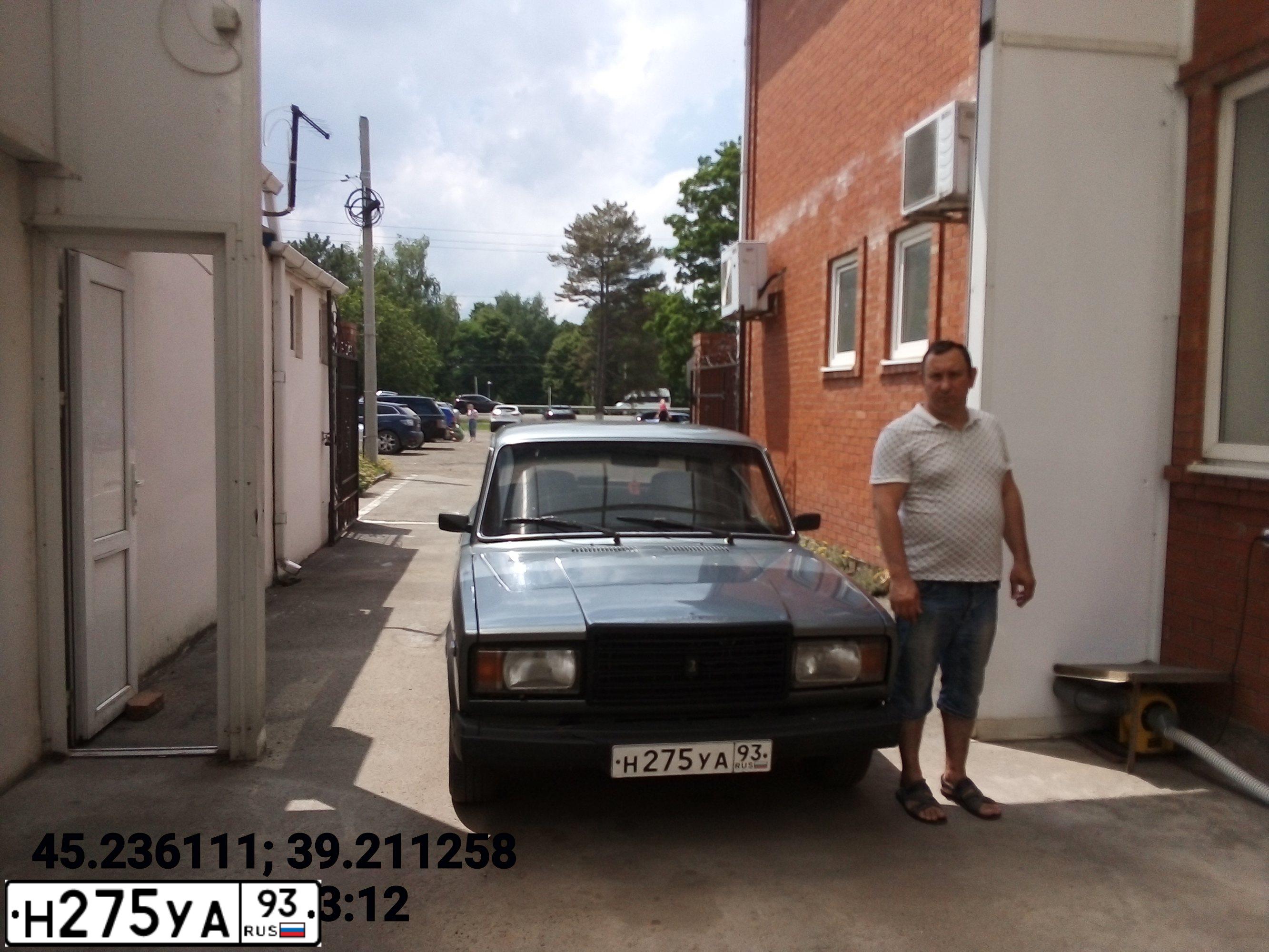 Фото автомобиля LADA 2107, 2010 — госномер Н275УА93. Цвет: СРЕДНИЙ СЕРО-ЗЕЛЕНЫЙ МЕТАЛЛ