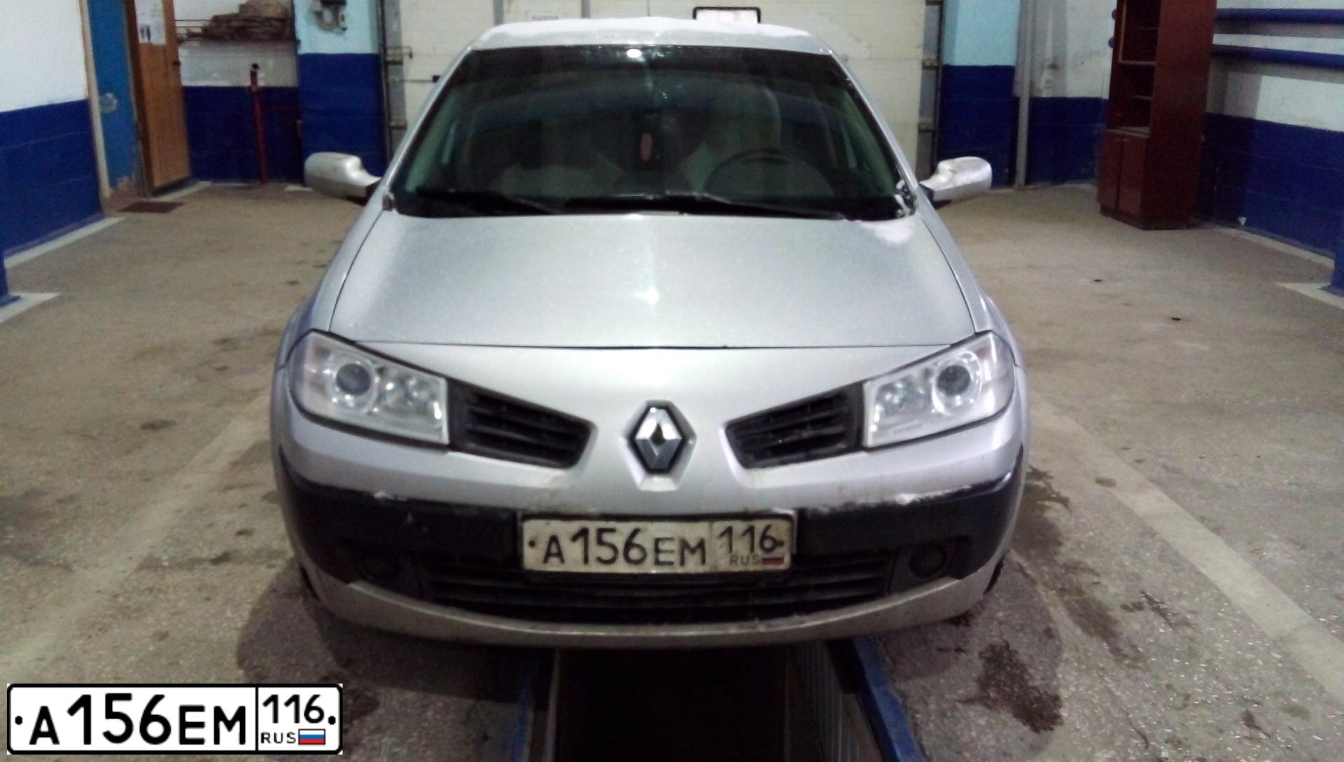 Фото автомобиля RENAULT MEGANE, 2006 — госномер А156ЕМ116. Цвет: СВЕТЛО-СЕРО-ГОЛУБОЙ