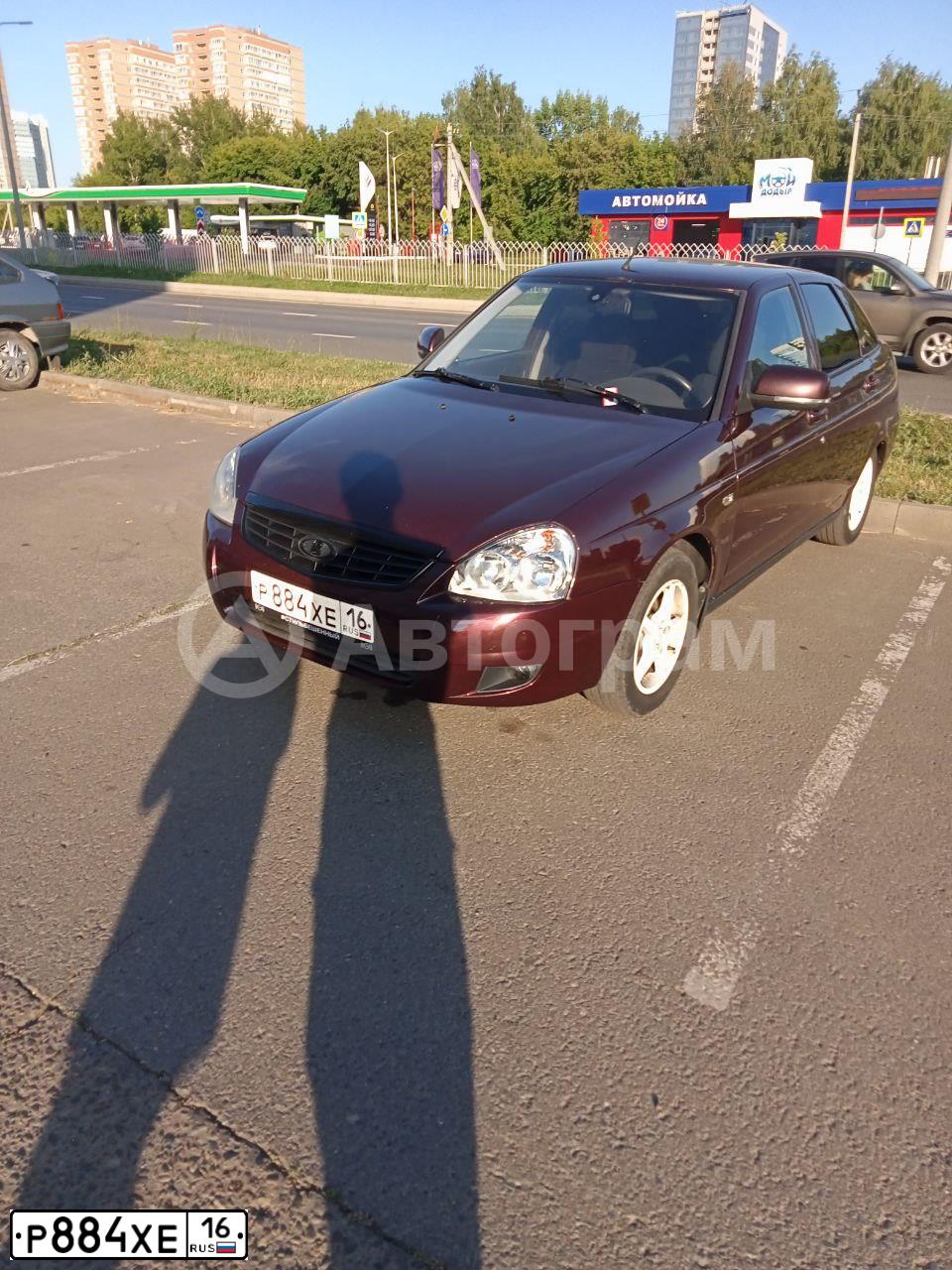 Фото автомобиля LADA 2172 PRIORA, 2012 — госномер Р884ХЕ16. Цвет: ТЕМНО-ВИШНЕВЫЙ