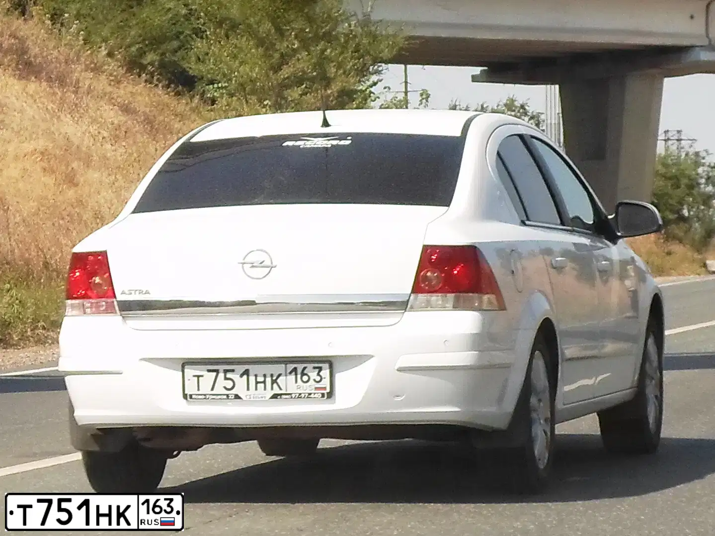 Фото автомобиля OPEL ASTRA, 2013 — госномер Н552МО73