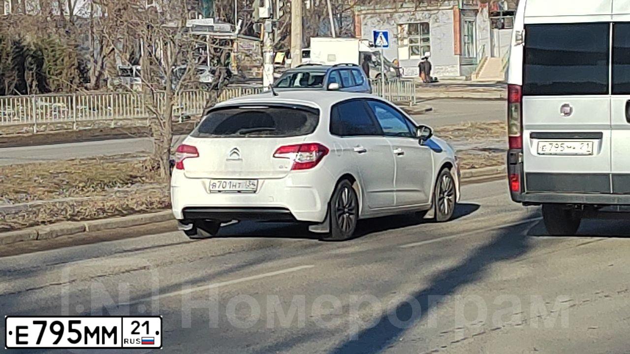 Фото автомобиля NISSAN QASHQAI, 2008 — госномер Е795ММ21. Цвет: ЧЕРНЫЙ