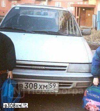 Фото автомобиля LADA 2114 SAMARA, 2010 — госномер Р308ХМ59. Цвет: СРЕДНИЙ СЕРО-ЗЕЛЕНЫЙ МЕТ