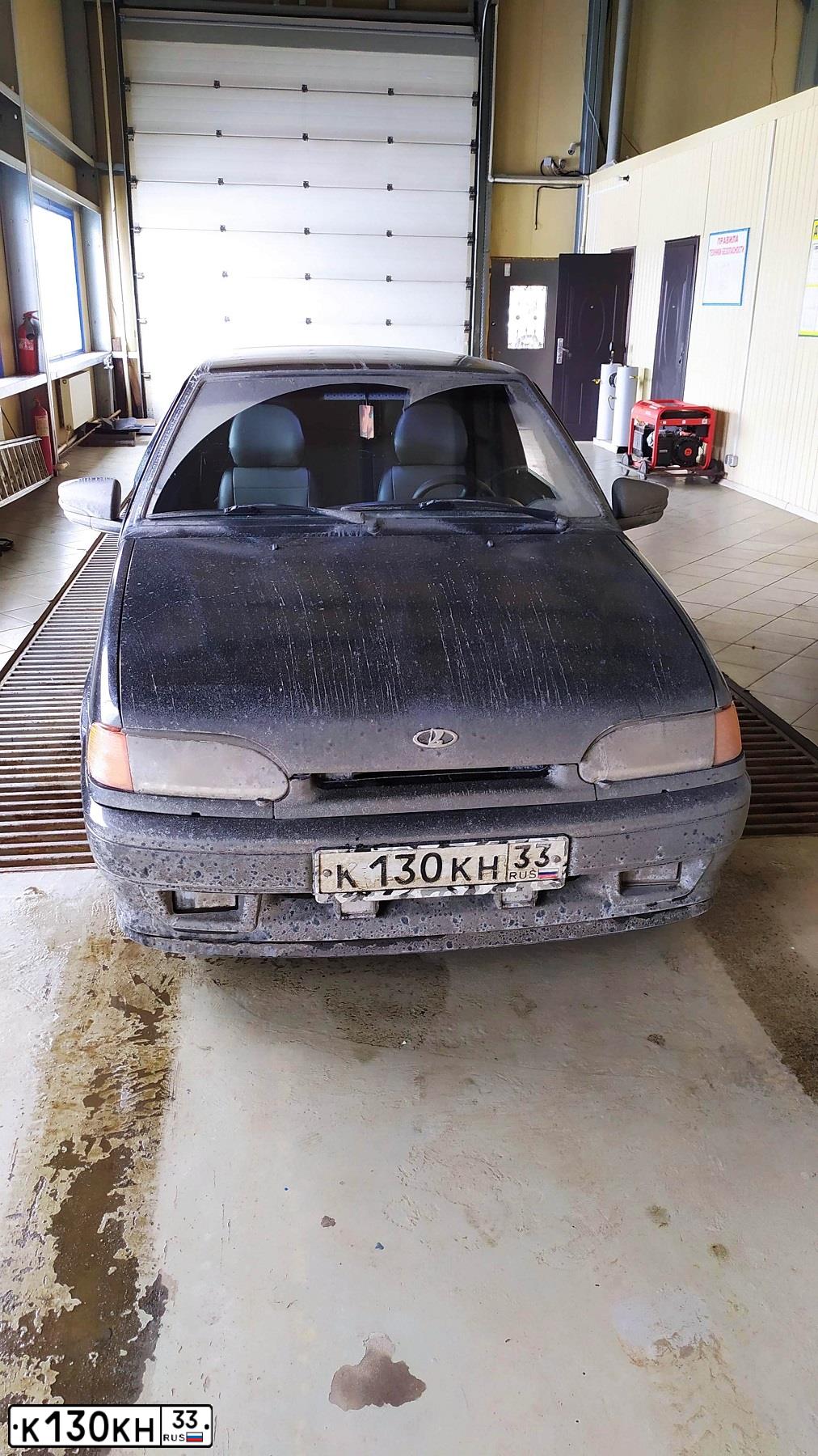 Фото автомобиля LADA 211340 LADA SAMARA, 2009 — госномер С150ТН33. Цвет: ГРАФИТОВЫЙ МЕТАЛЛИК