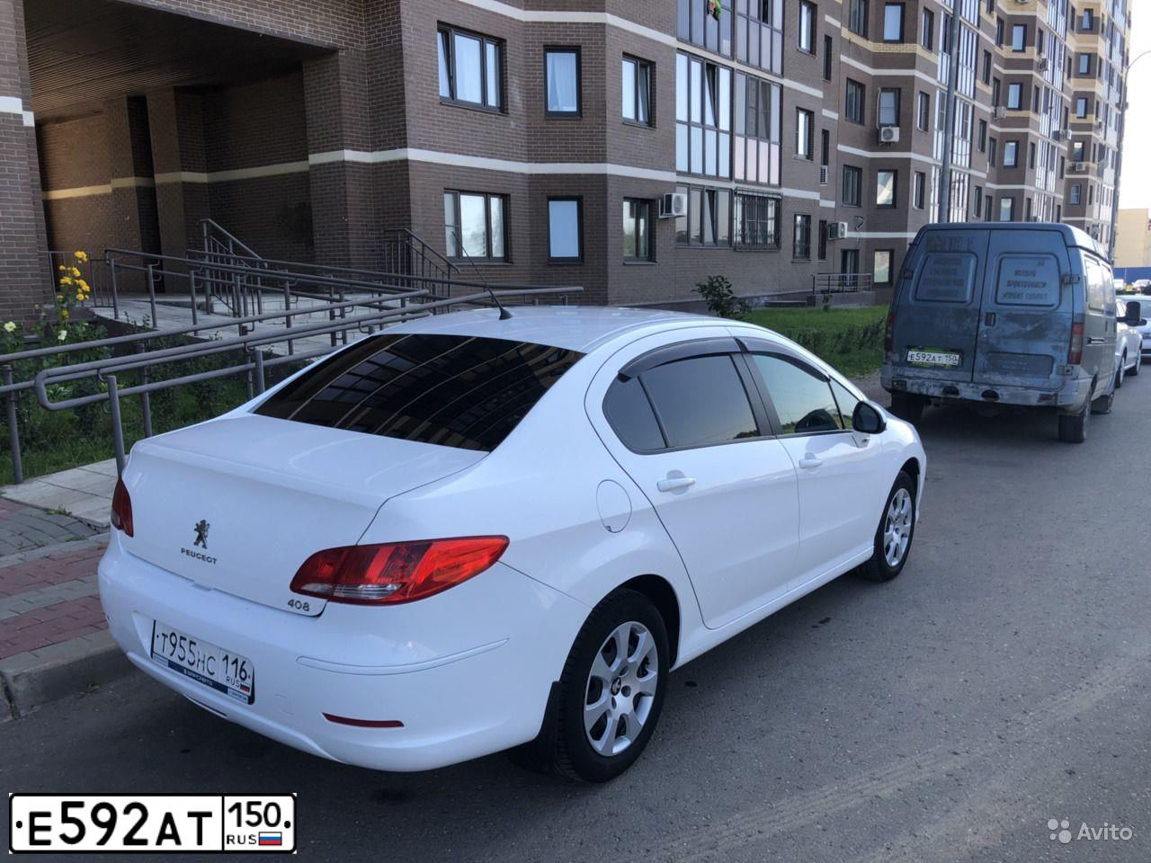 Фото автомобиля NISSAN ALMERA, 2007 — госномер У050КА50. Цвет: Серый