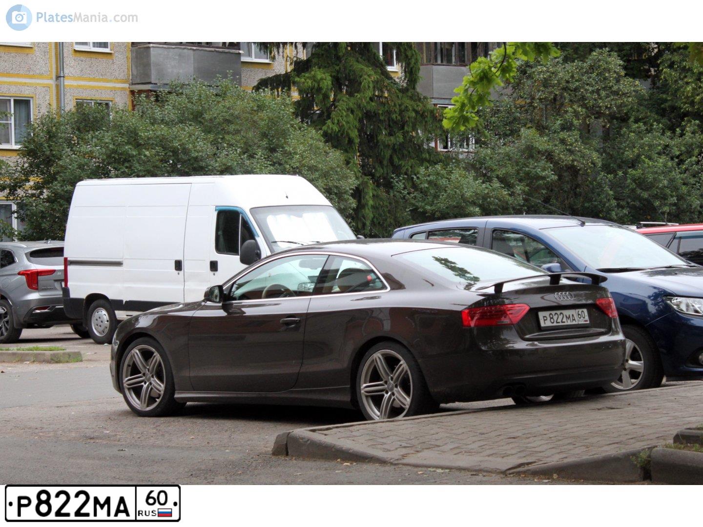 Фото автомобиля AUDI A5, 2012 — госномер А787ЕЕ60. Цвет: Коричневый