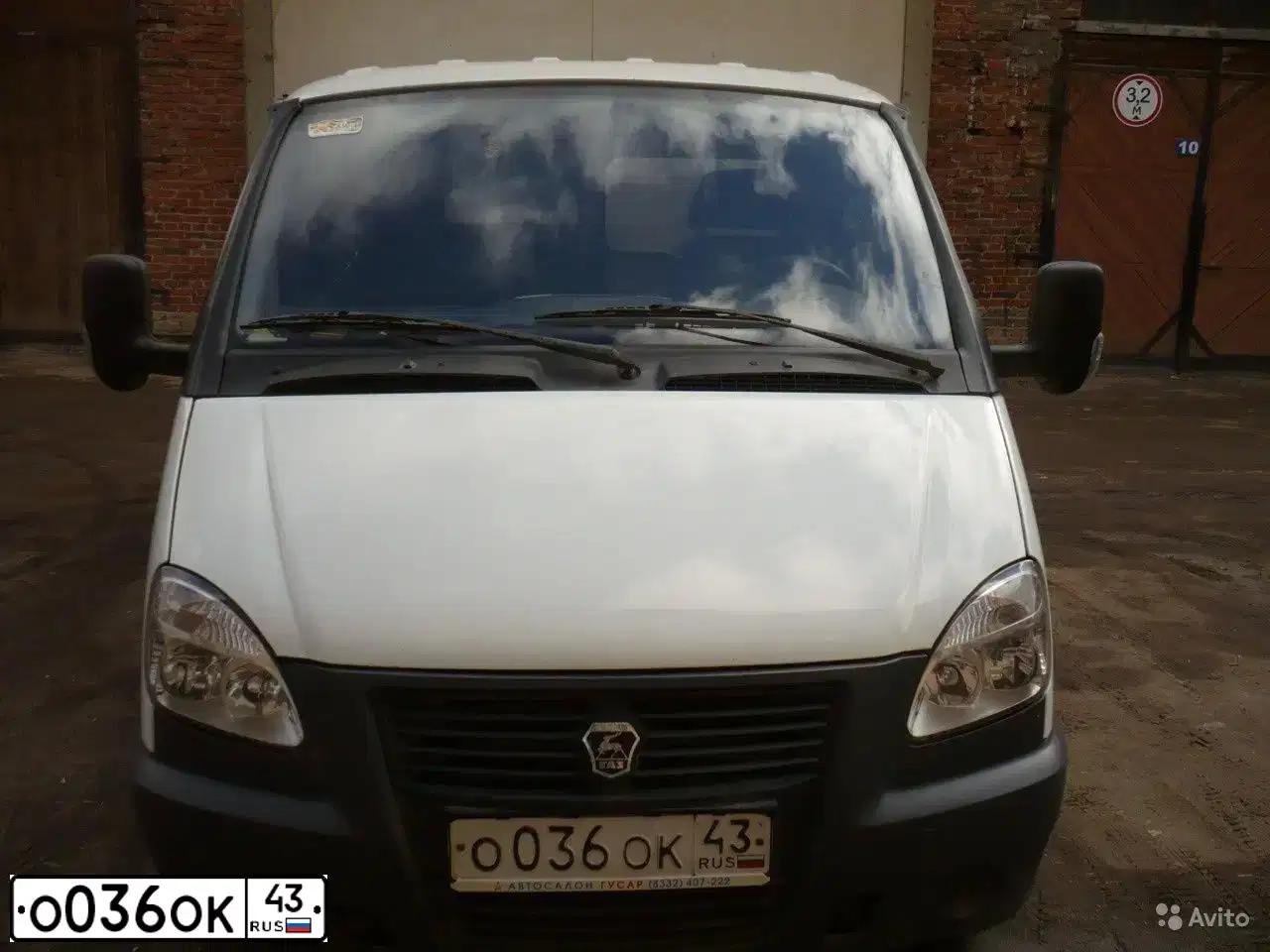 Фото автомобиля GAZ 3302 EL, 2013 — госномер О295УА43. Цвет: Белый