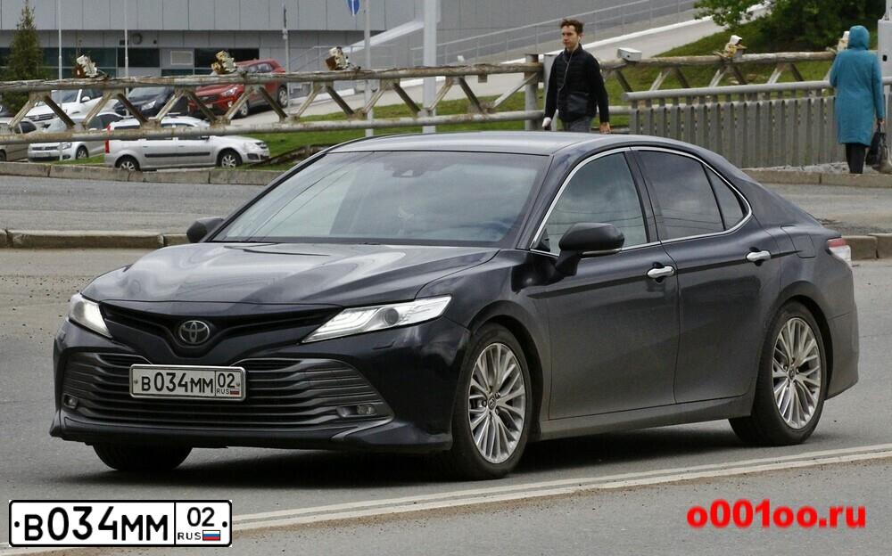 Фото автомобиля TOYOTA CAMRY, 2018 — госномер Н150ТО797. Цвет: ЧЕРНЫЙ МЕТАЛЛИК