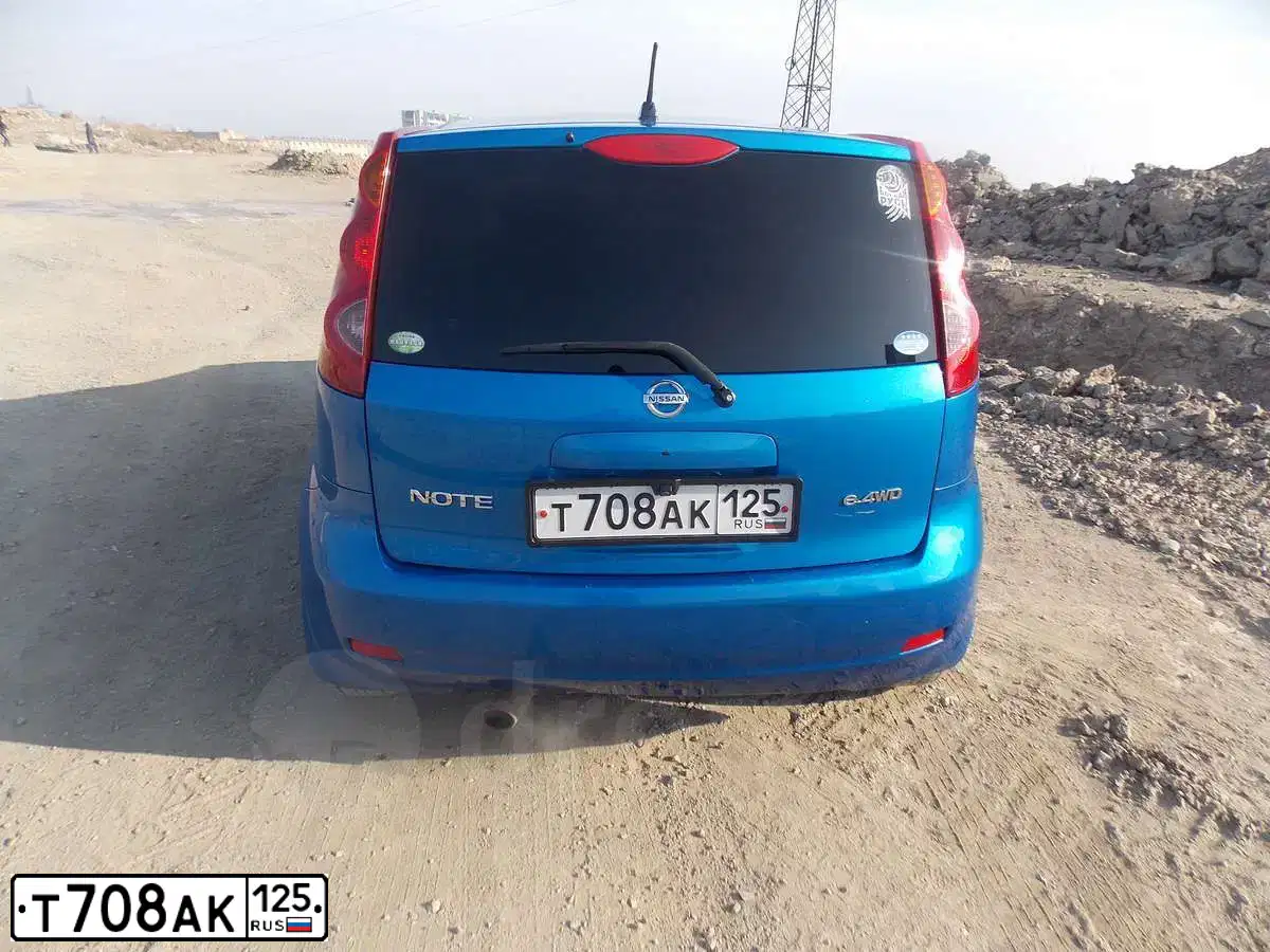 Фото автомобиля NISSAN NOTE, 2007 — госномер Т708АК125