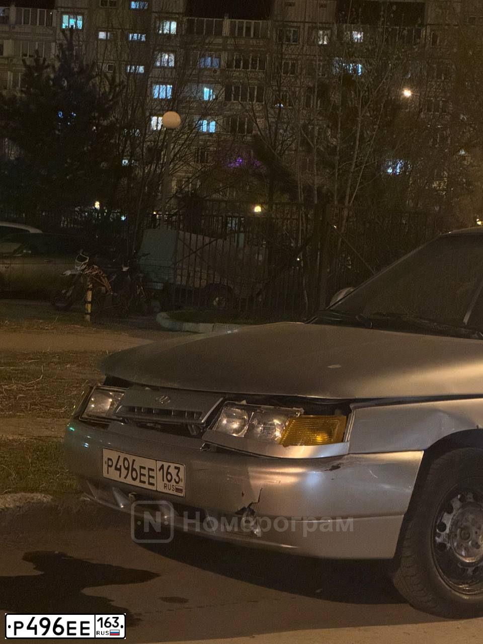 Фото автомобиля LADA 2110 LADA, 2006 — госномер Р496ЕЕ163. Цвет: СЕРЕБРИСТЫЙ