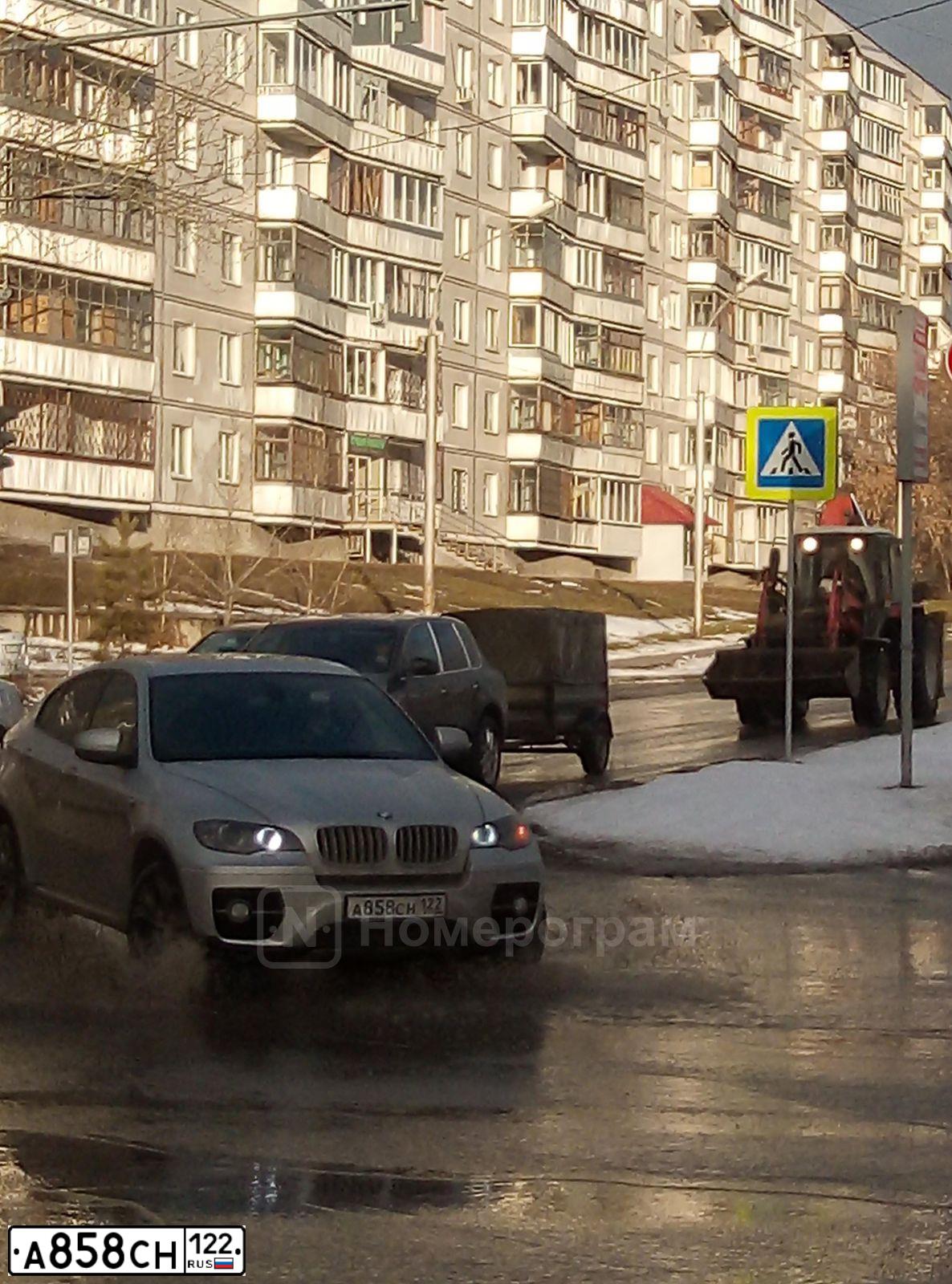Фото автомобиля BMW X6, 2010 — госномер О982РХ154