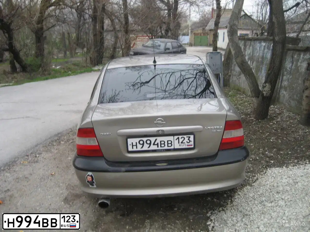 Фото автомобиля OPEL VECTRA, 1998 — госномер Т384ВХ323. Цвет: СЕРЫЙ