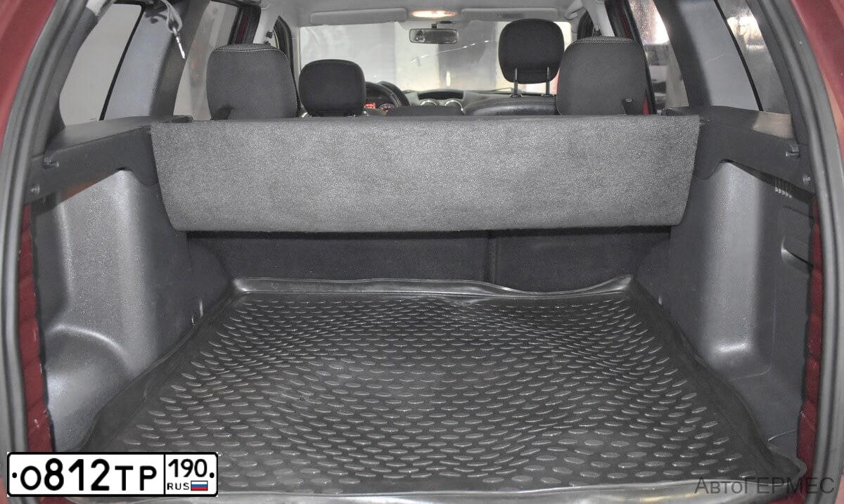 Фото автомобиля RENAULT DUSTER, 2012 — госномер О812ТР190. Цвет: КРАСНЫЙ