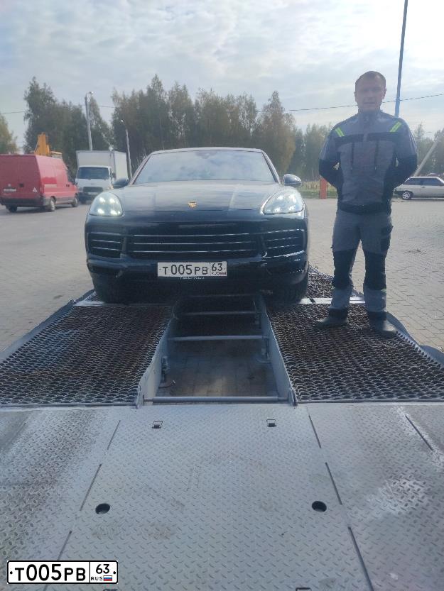 Фото автомобиля BMW X5, 2008 — госномер К222ЕС163. Цвет: ЧЕРНЫЙ