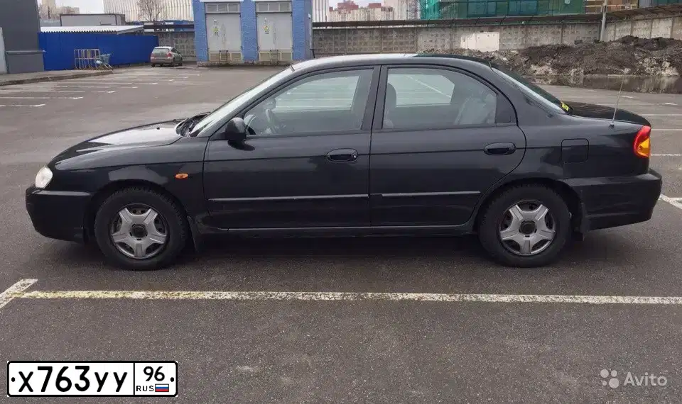 Фото автомобиля TAGAZ ACCENT, 2003 — госномер Х763УУ96. Цвет: СВЕТЛО-СЕРЫЙ