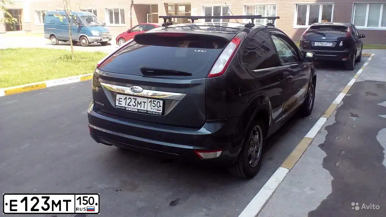 Фото автомобиля DAEWOO NEXIA, 2007 — госномер Р226КЕ190. Цвет: БЕЛЫЙ