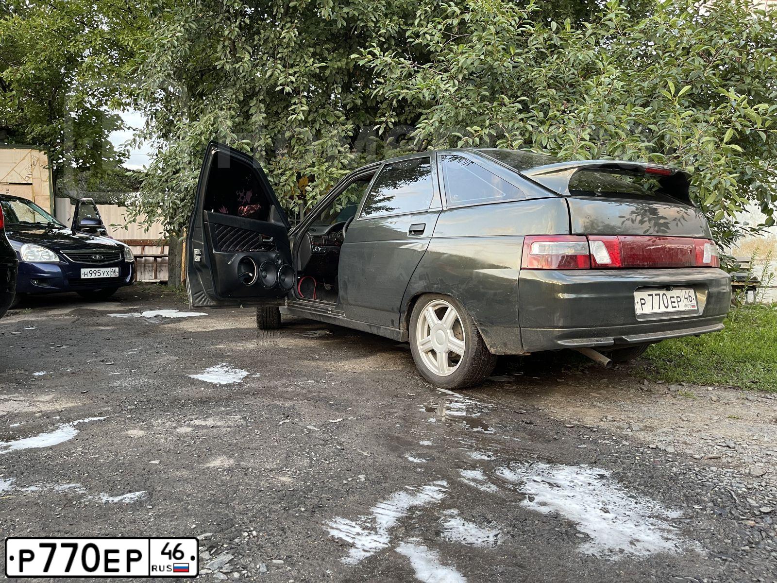 Фото автомобиля LADA 2112 LADA, 2006 — госномер Р770ЕР46. Цвет: ЗОЛОТИСТЫЙ ТЕМНО-ЗЕЛЕНЫЙ