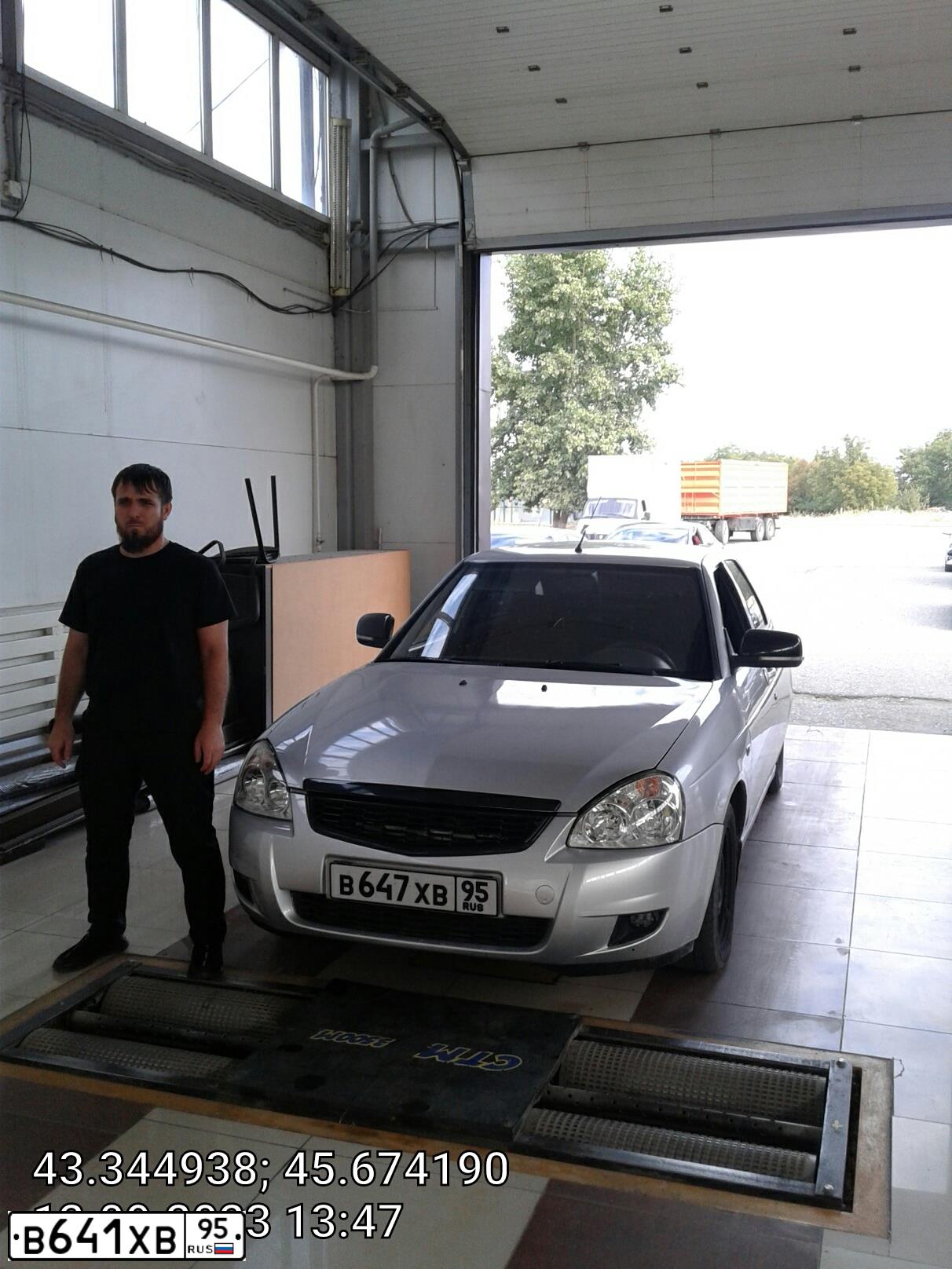 Фото автомобиля FORD FOCUS, 2011 — госномер Т456СА77. Цвет: ЧЕРНЫЙ