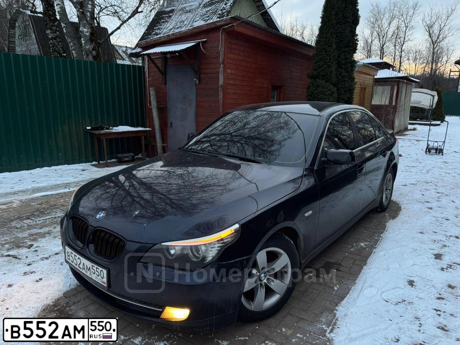 Фото автомобиля BMW 525I, 2009 — госномер Т684СМ797. Цвет: синий