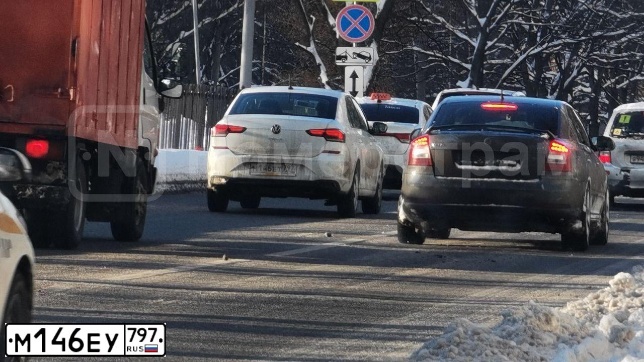 Фото автомобиля AUDI Q5, 2021 — госномер М146ЕУ797. Цвет: СЕРЫЙ