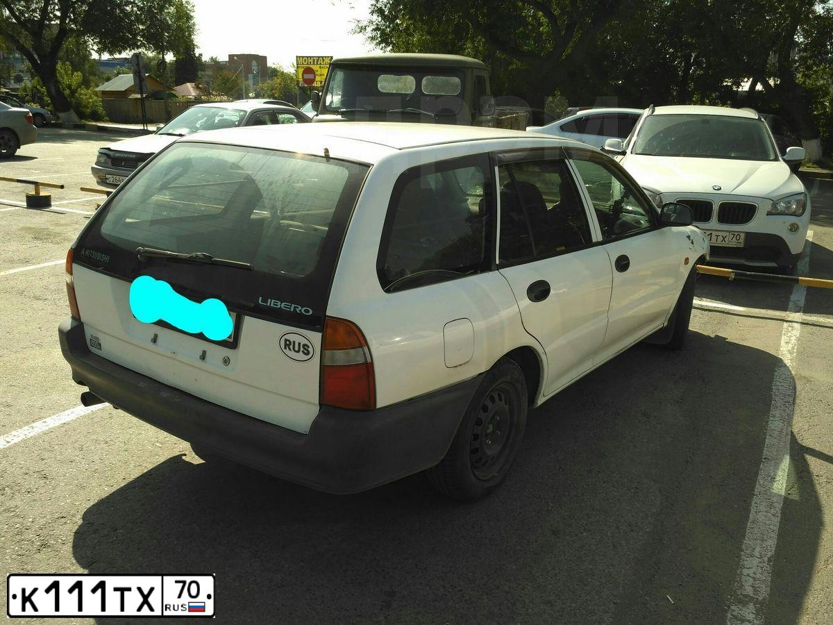 Фото автомобиля BMW SERIE 5, 1994 — госномер М680ВР54. Цвет: ЧЕРНЫЙ