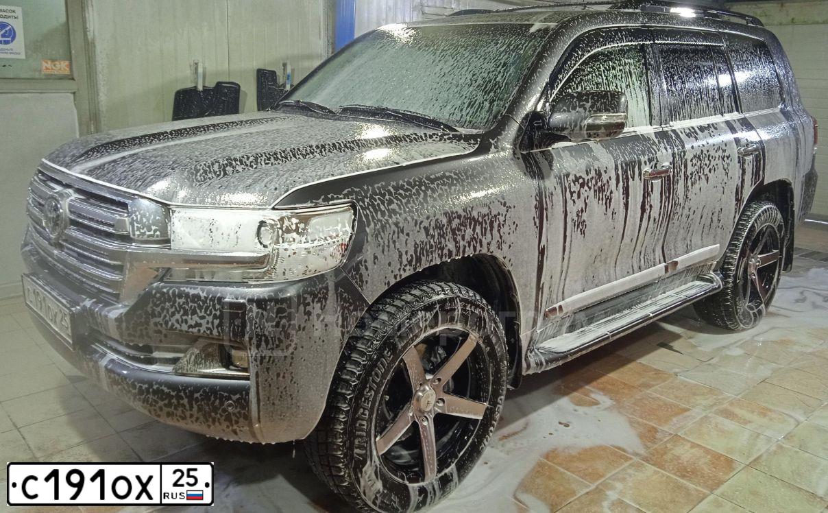 Фото автомобиля TOYOTA LAND CRUISER, 2010 — госномер Н139КА28. Цвет: ТЕМНО-СЕРЫЙ