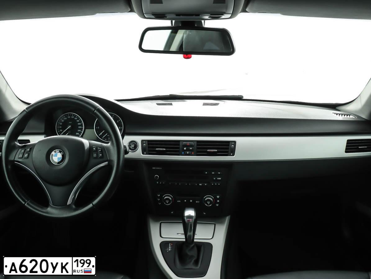 Фото автомобиля BMW SERIE 3, 2009 — госномер А620УК199. Цвет: ЧЕРНЫЙ