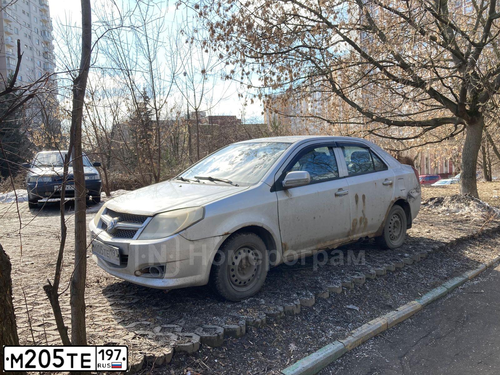 Фото автомобиля NISSAN ALMERA, 2005 — госномер К213ХВ33. Цвет: СИНИЙ ТЕМНЫЙ