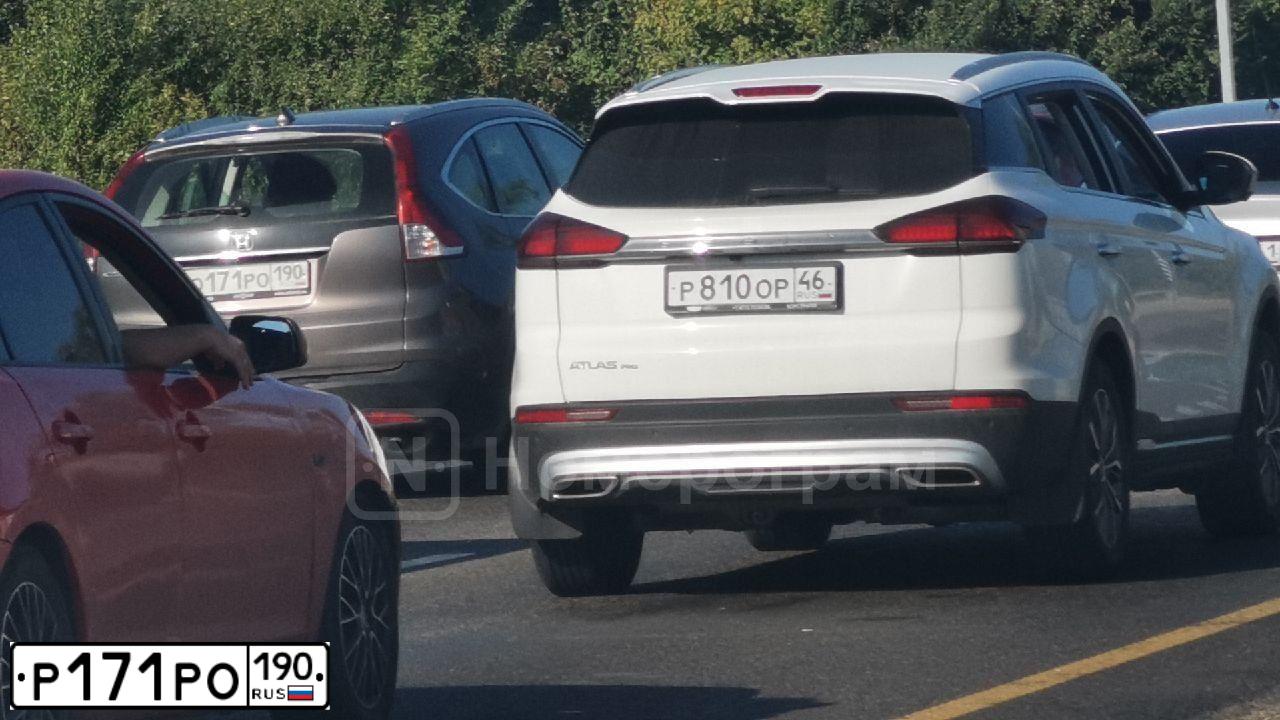 Фото автомобиля NISSAN NOTE, 2007 — госномер Е873ХЕ750. Цвет: КРАСНО-КОРИЧНЕВЫЙ