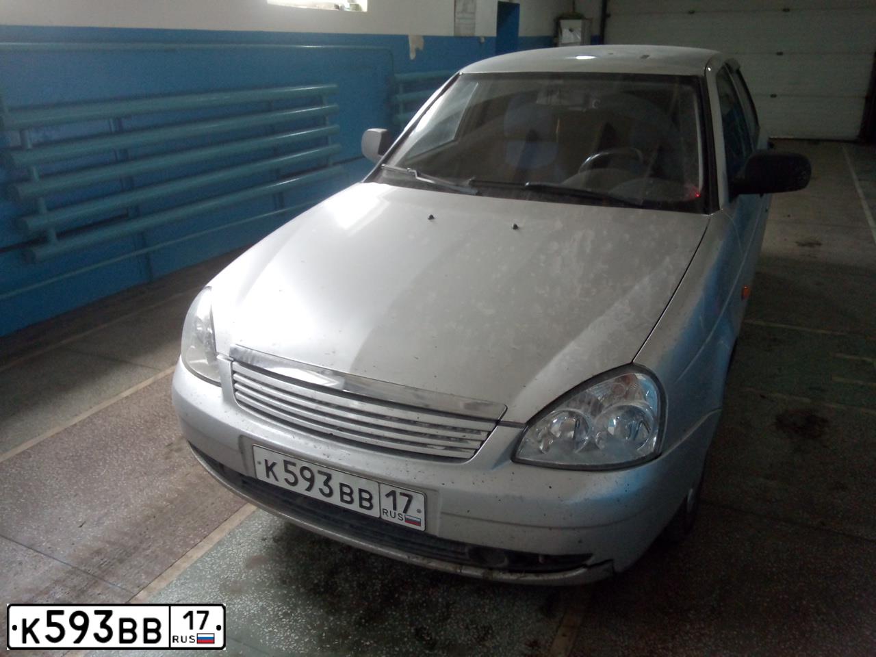 Фото автомобиля LADA 2170 PRIORA, 2013 — госномер К011МС17. Цвет: ЗОЛОТИСТО-КОРИЧНЕВЫЙ