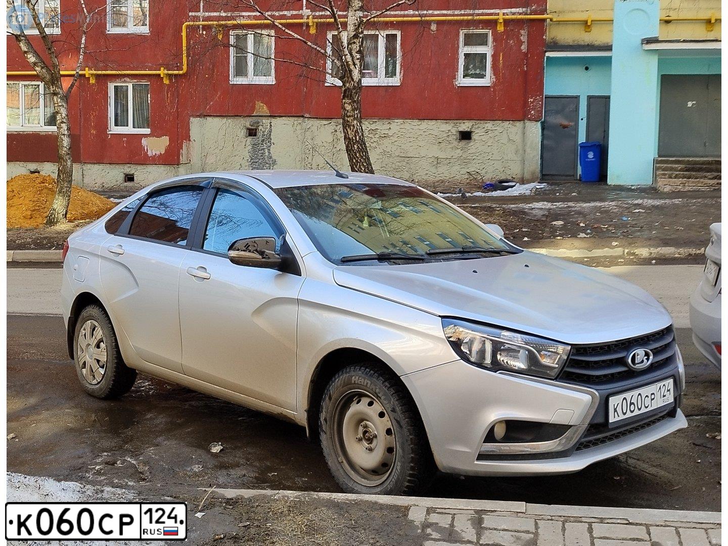 Фото автомобиля LADA VESTA, 2017 — госномер К060СР124. Цвет: Серебристый