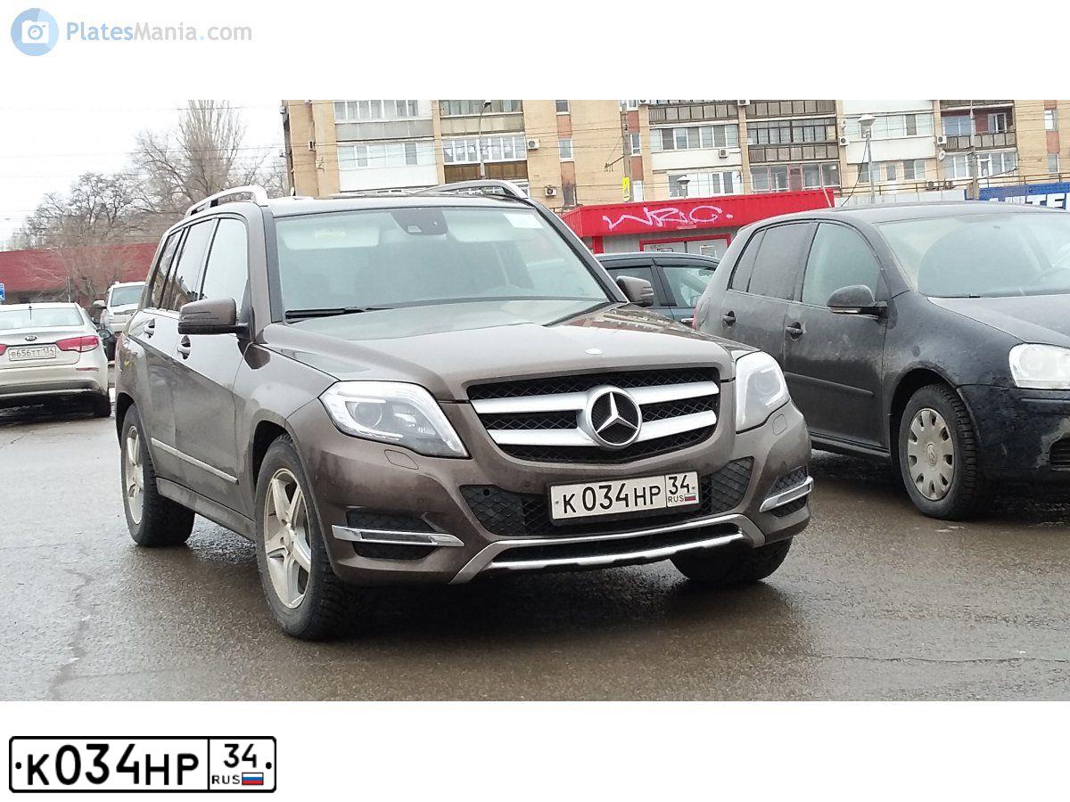 Фото автомобиля VOLKSWAGEN MULTIVAN, 2015 — госномер В008ТК134. Цвет: БЕЛЫЙ