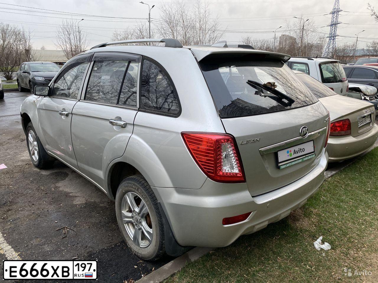 Фото автомобиля JEEP GRAND CHEROKEE, 2004 — госномер Е666ХВ197. Цвет: ЧЕРНЫЙ