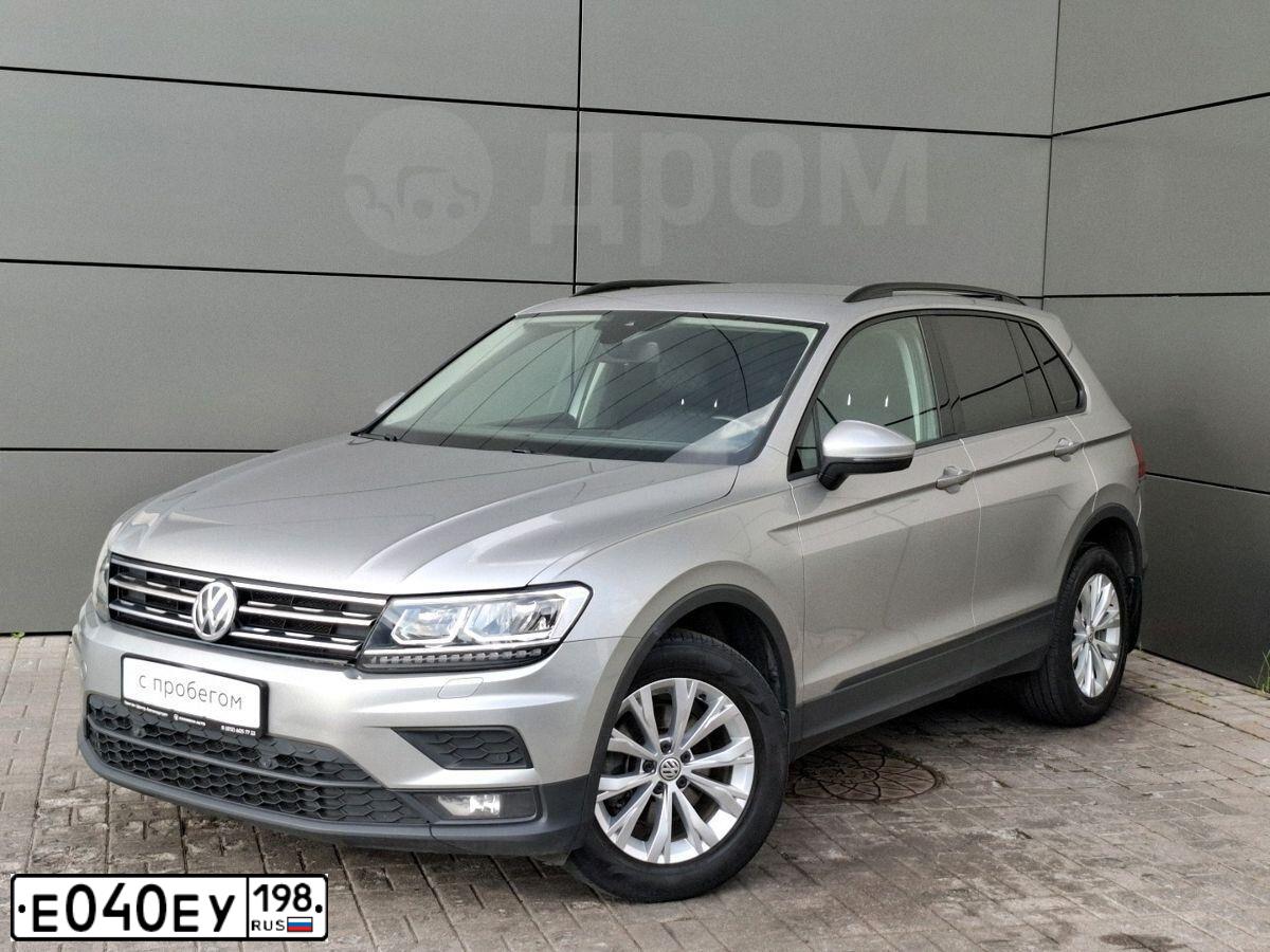 Фото автомобиля VOLKSWAGEN TIGUAN, 2019 — госномер Е040ЕУ198. Цвет: СЕРЫЙ