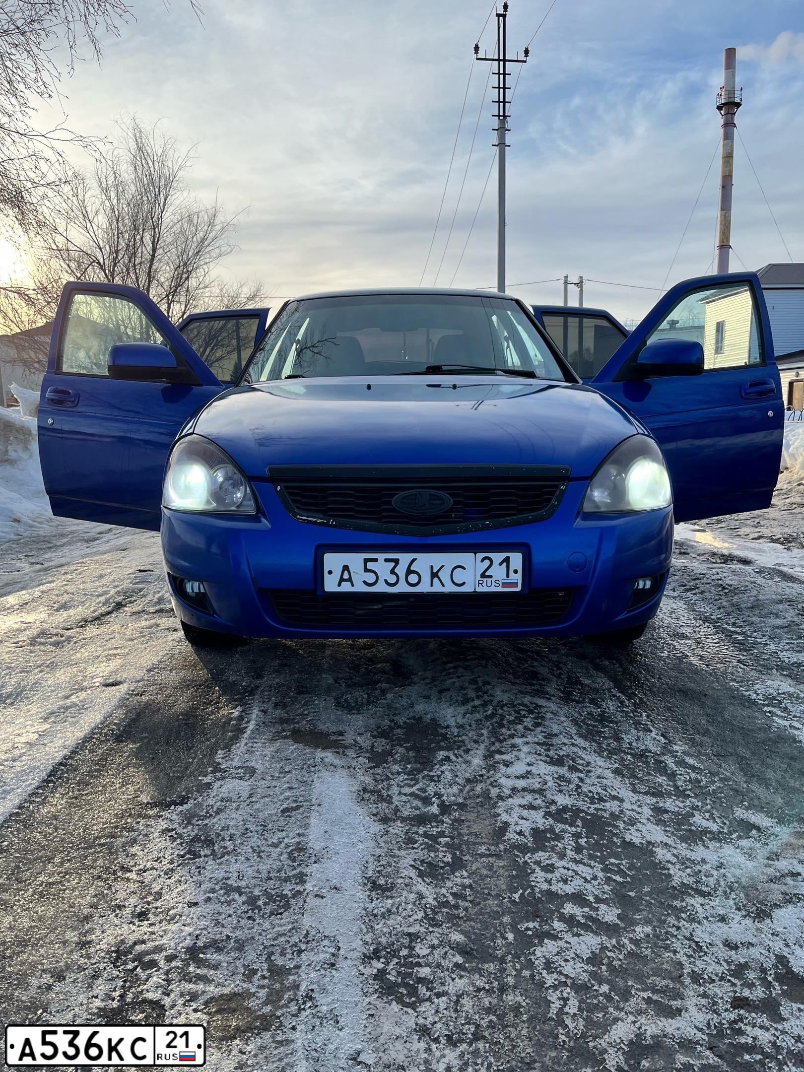 Фото автомобиля LADA 2172 PRIORA, 2010 — госномер А536КС21. Цвет: СИНИЙ
