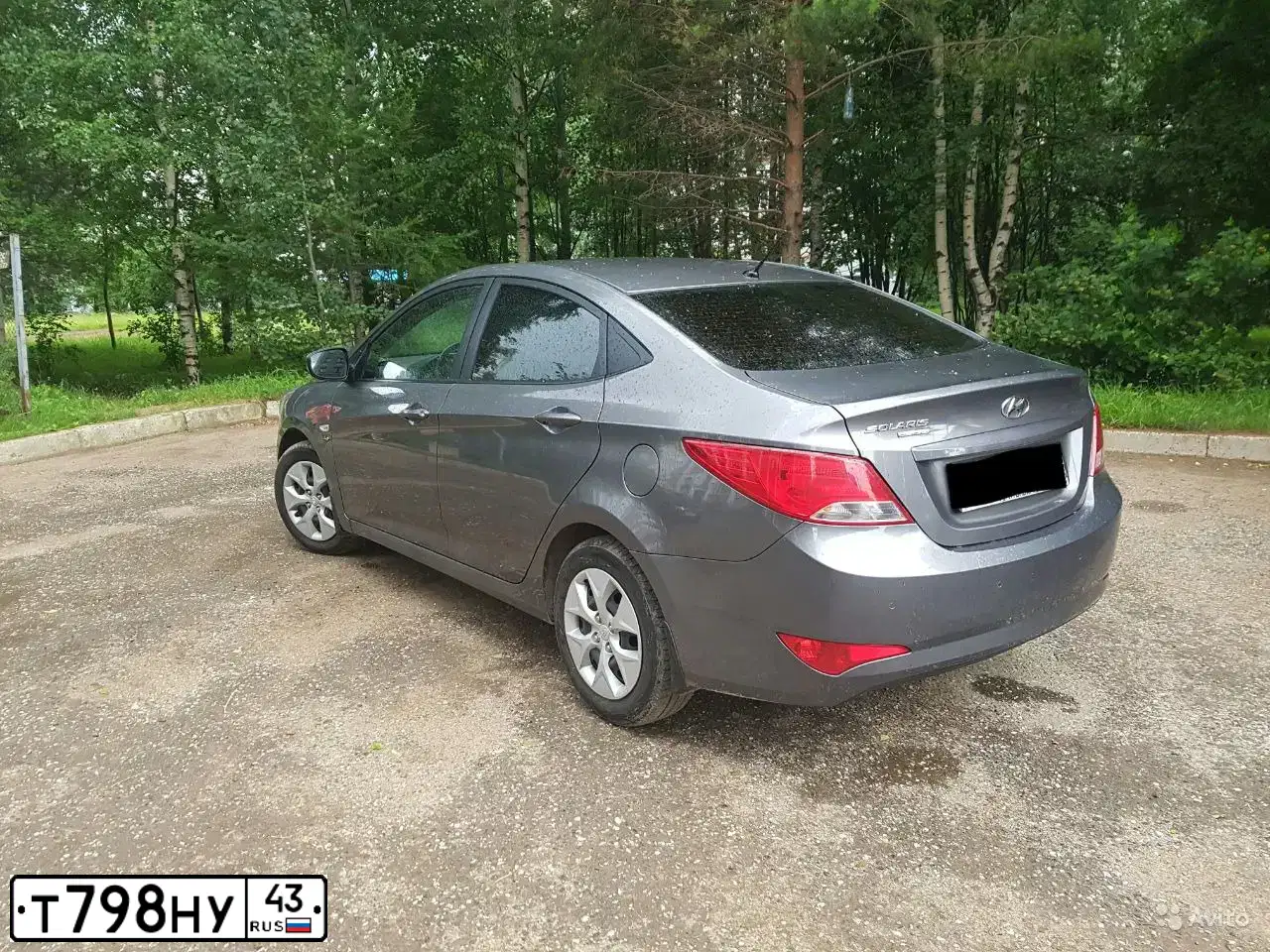 Фото автомобиля HYUNDAI SOLARIS, 2011 — госномер Т798НУ43. Цвет: БЕЖЕВО-СЕРЫЙ