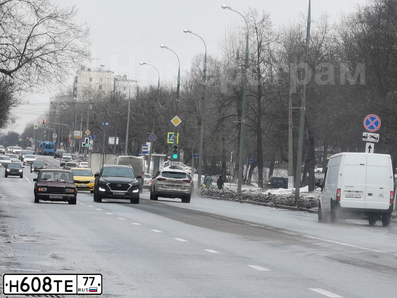 Фото автомобиля CHEVROLET CRUZE, 2013 — госномер В412НВ164. Цвет: ЧЕРНЫЙ МЕТАЛЛИК