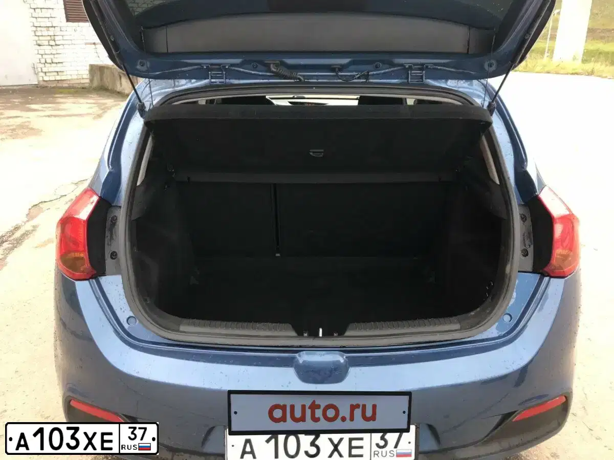 Фото автомобиля KIA CEE'D, 2014 — госномер С737ЕА152. Цвет: СИНИЙ