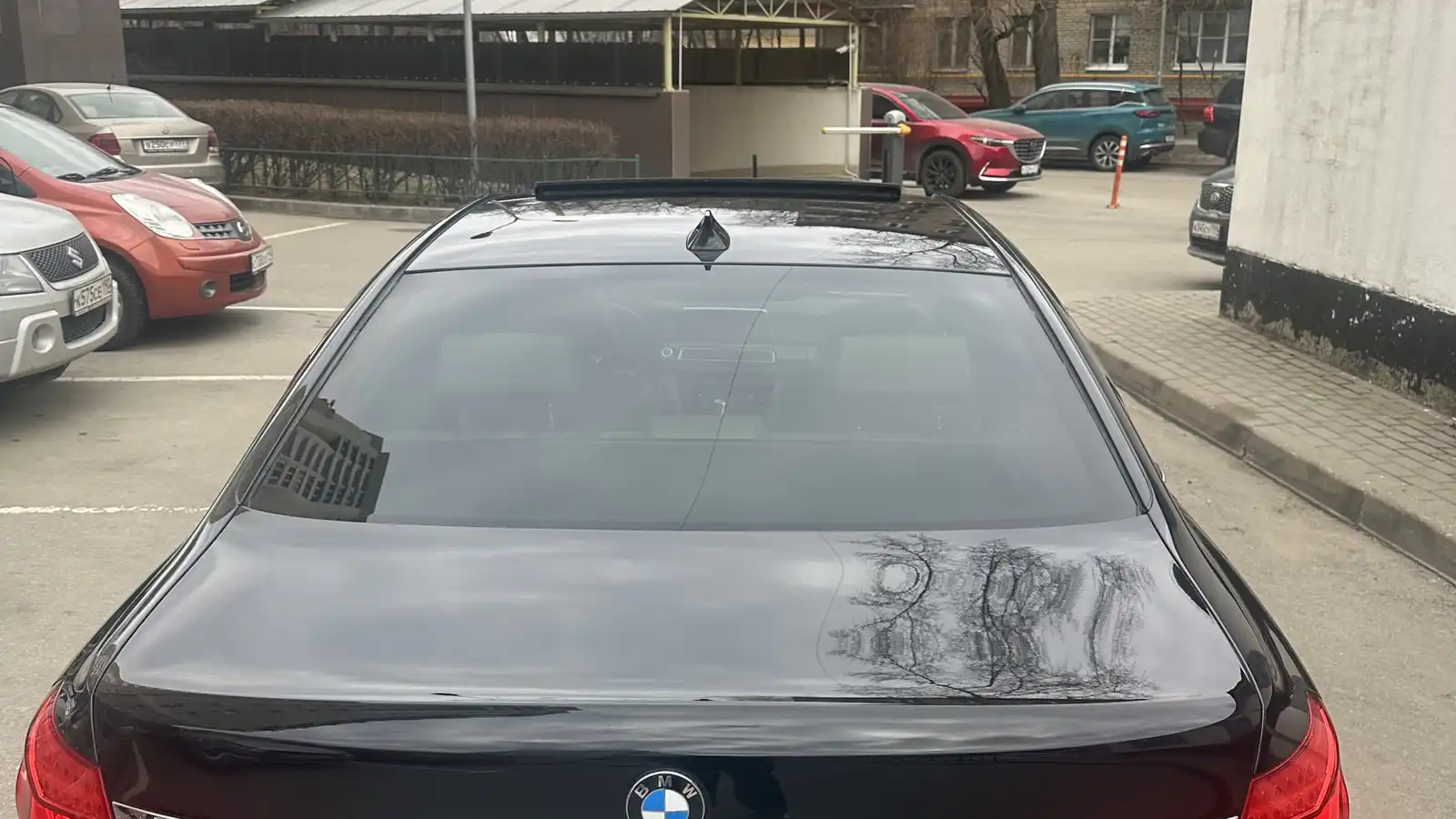 Фото автомобиля BMW W SERIE 7, 2009 — госномер Т007ЕХ36. Цвет: ЧЕРНЫЙ