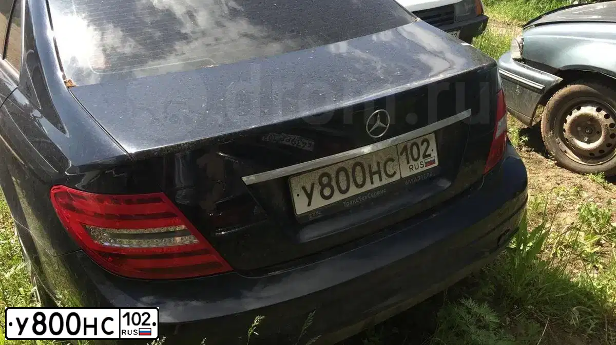 Фото автомобиля HYUNDAI SONATA, 2012 — госномер О186МВ102. Цвет: ТЕМНО-СИНИЙ