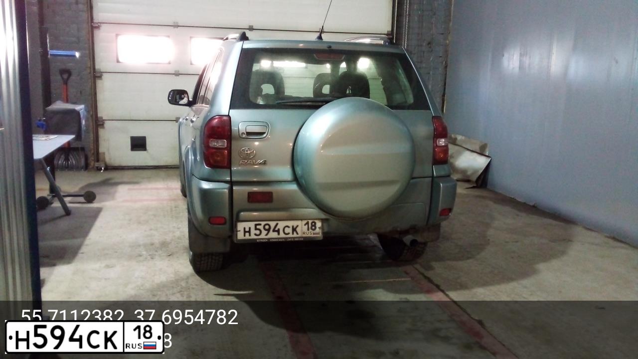 Фото автомобиля TOYOTA RAV4, 2004 — госномер Н594СК18. Цвет: СВЕТЛО-ЗЕЛЕНЫЙ
