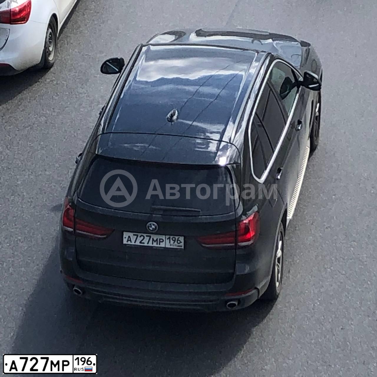 Фото автомобиля BMW X5, 2017 — госномер А727МР196. Цвет: ЧЕРНЫЙ