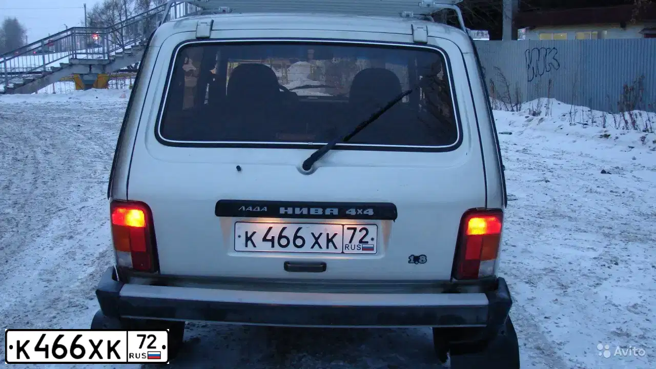 Фото автомобиля LADA 2131 NIVA, 2003 — госномер С141КО72. Цвет: СВЕТЛО-ЗЕЛЕНЫЙ