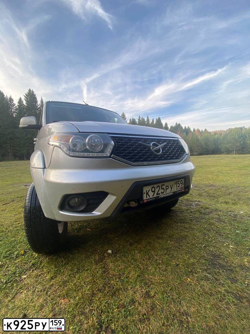 Фото автомобиля UAZ 3163 PATRIOT, 2017 — госномер О050ХО159. Цвет: СЕРЕБРИСТЫЙ МЕТАЛЛИК